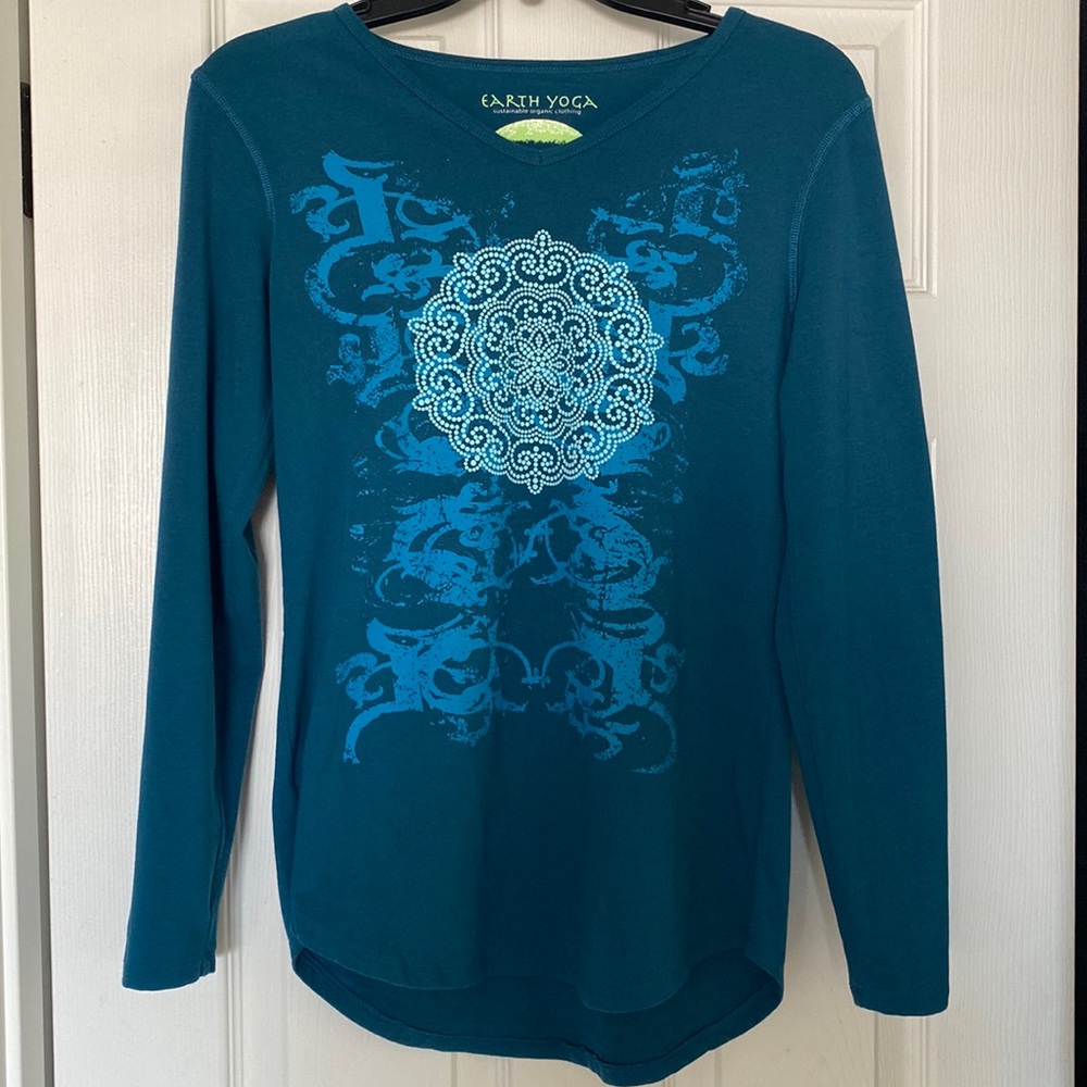 Earth Yoga organic clothing long sleeve t-shirt